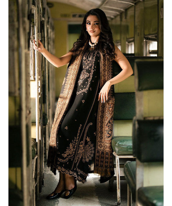 Quickfit-Studio | Premium Dhank Embroidered Suit with Digital Shawl (Unstitched 3PC)